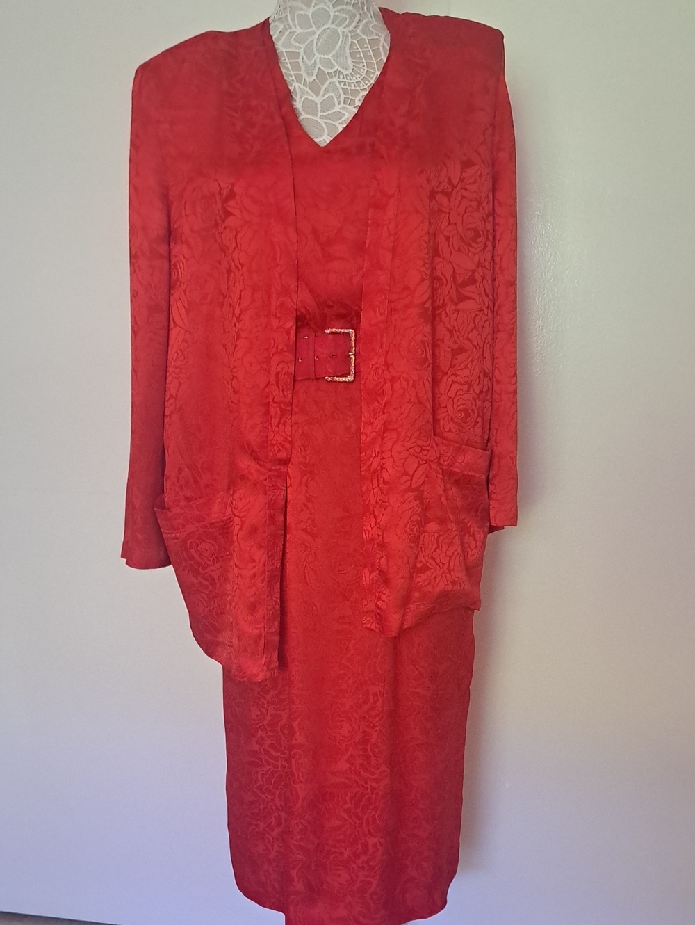 Vintage 80 90 LIZ Claiborne 2 Piece Red 100% Silk Rose Jacquard Dress Set
